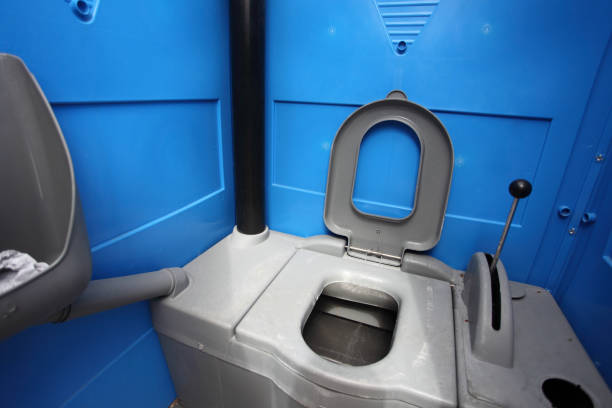 Porta potty delivery and setup in High Point, FL